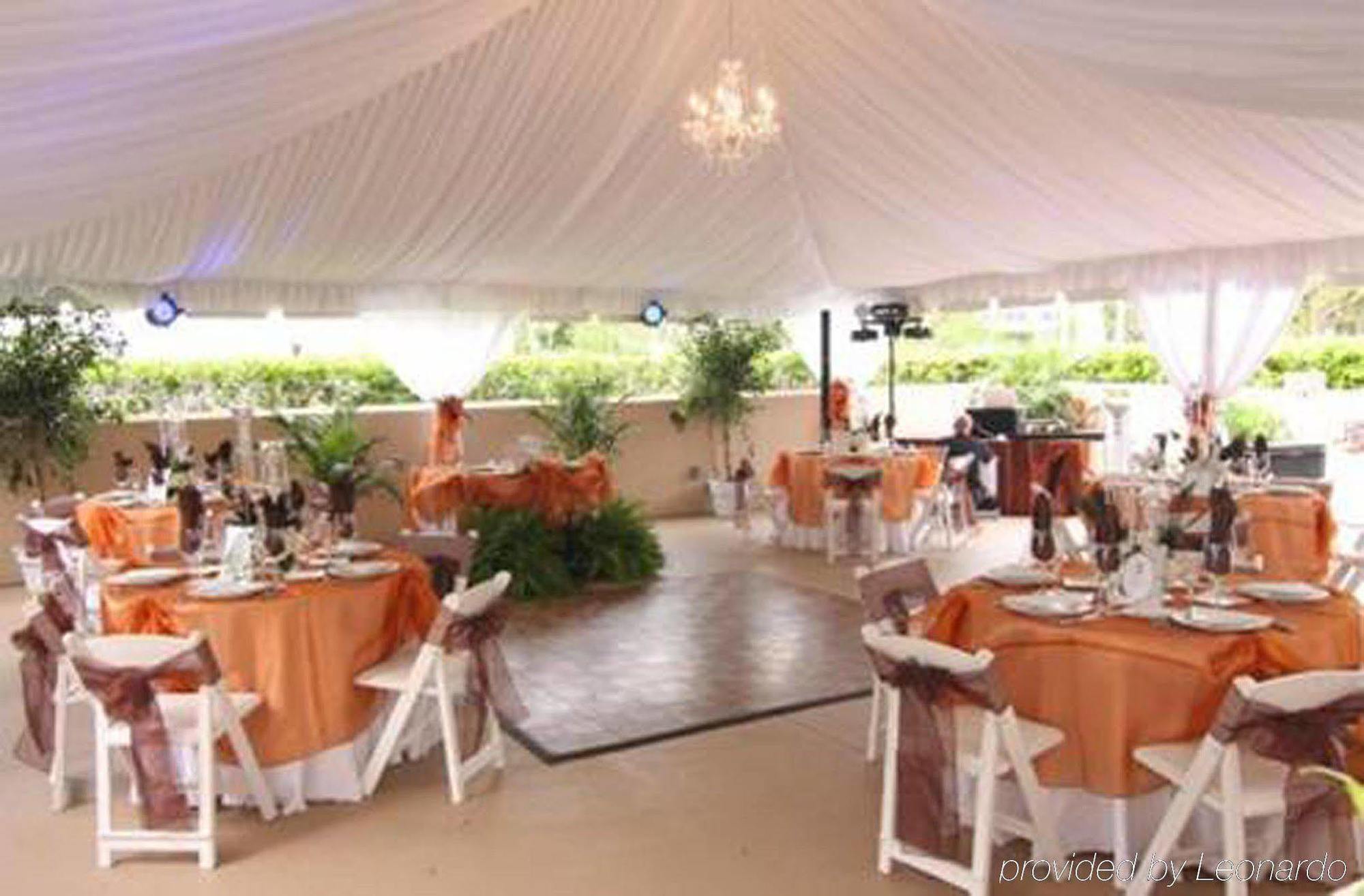 Hampton Inn & Suites At Lake Mary Colonial Townpark Restoran fotoğraf